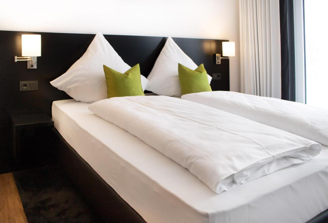 KAM Hotel Stetten  Buitenkant foto